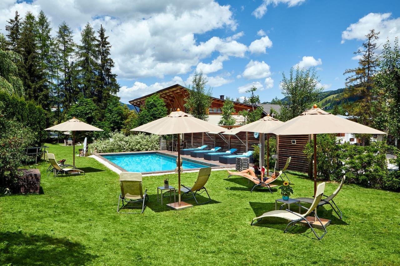 Appartamenti La Sajun & Les Viles La Villa  Exterior photo
